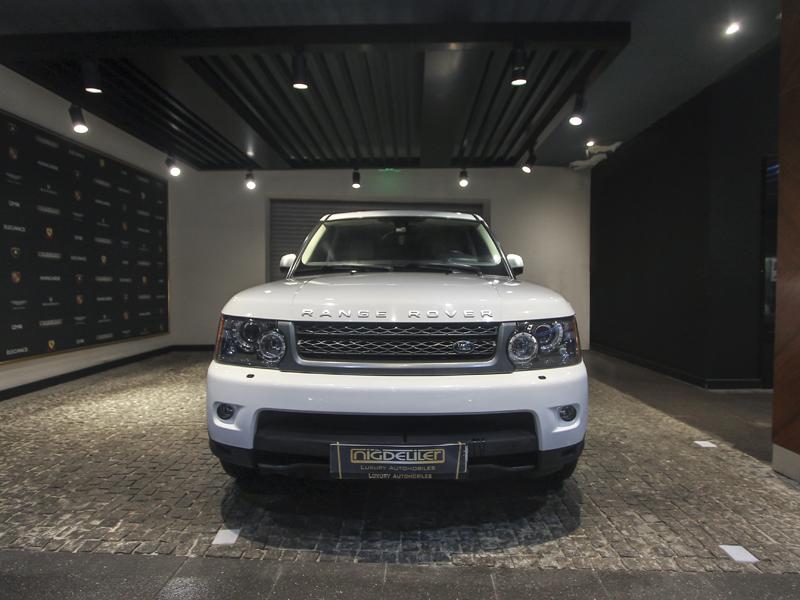 2011 Land RoverRange Rover Sport 3.0 TDV6 HSE