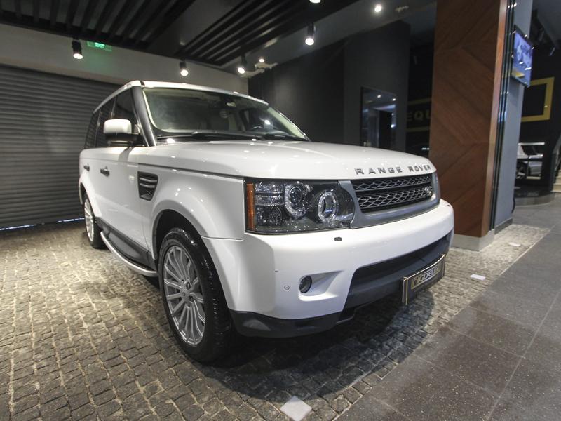 2011 Land RoverRange Rover Sport 3.0 TDV6 HSE