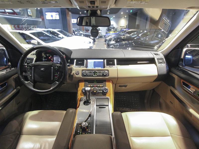 2011 Land RoverRange Rover Sport 3.0 TDV6 HSE