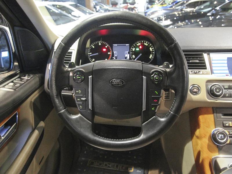 2011 Land RoverRange Rover Sport 3.0 TDV6 HSE