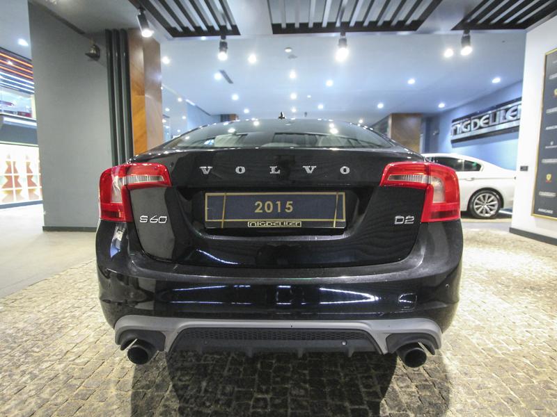 2015 VolvoS60 1.6 D R-design