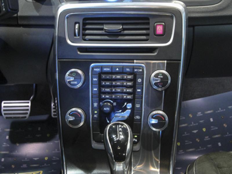 2015 VolvoS60 1.6 D R-design
