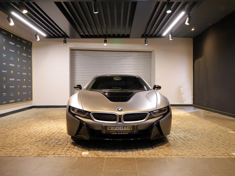 2015 BMWİ 8