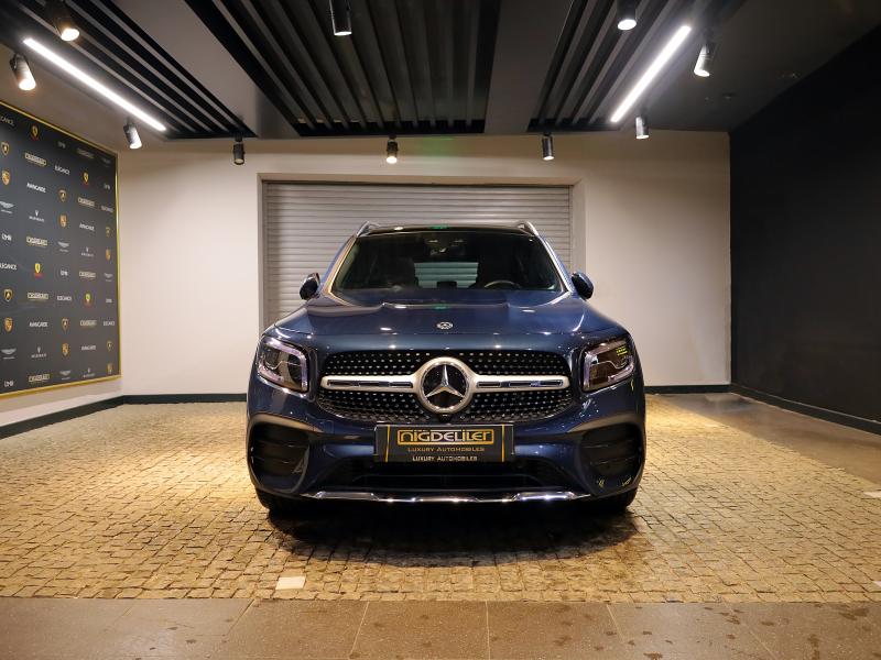 2022 Mercedes - BenzGLB 200 AMG