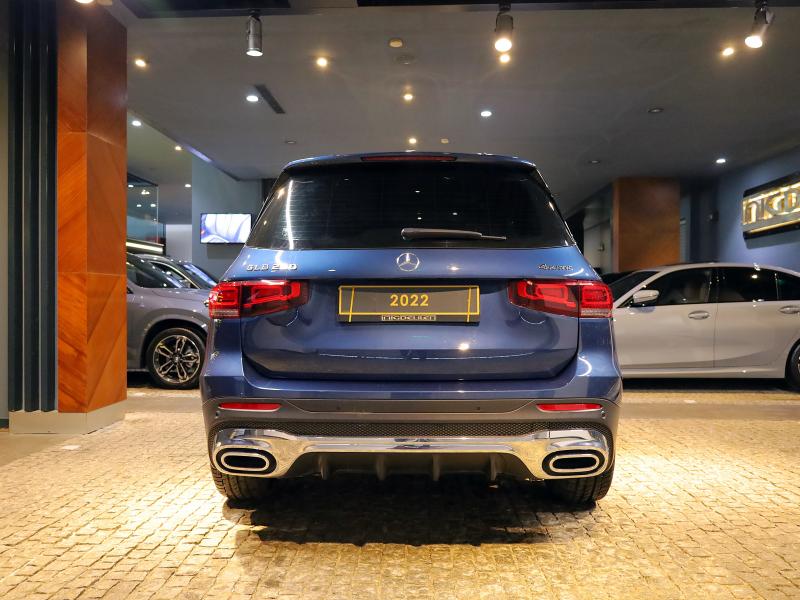 2022 Mercedes - BenzGLB 200 AMG