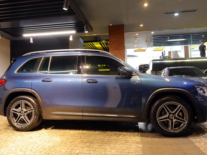 2022 Mercedes - BenzGLB 200 AMG