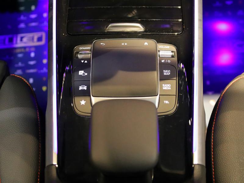 2022 Mercedes - BenzGLB 200 AMG