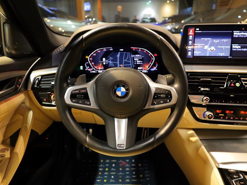 2022 BMW5 Serisi 520i M Sport