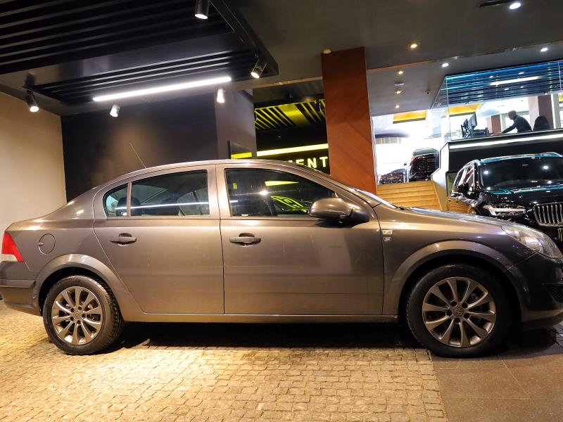 2011 OpelAstra 1.3 CDTI Enjoy 111.Yıl