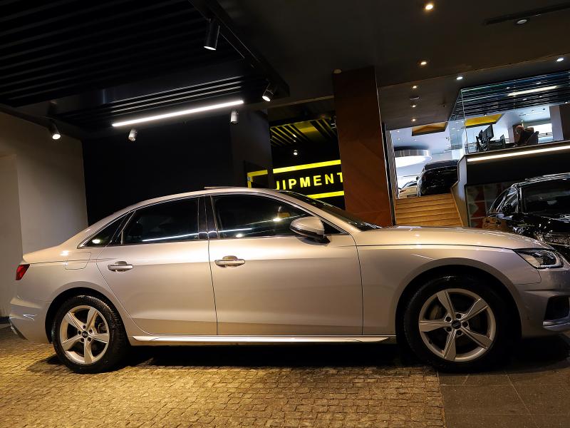 2021 AudiA4 40 TDI Advanced