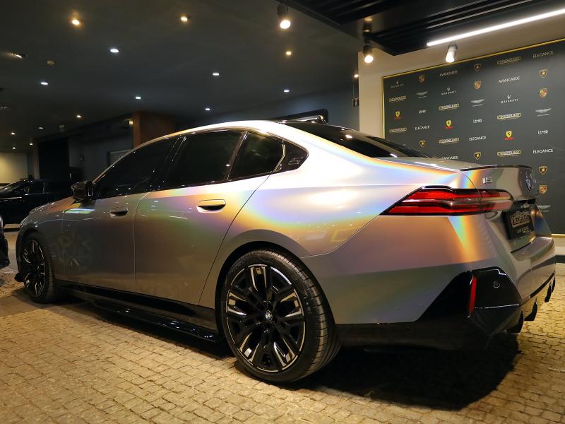 2025 BMWi Serisi i5 M60 xDrive