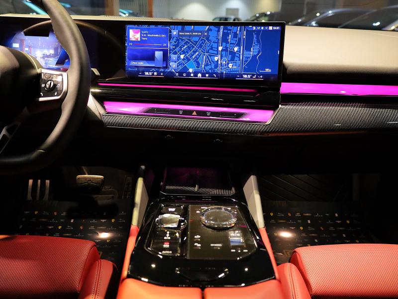 2025 BMWi Serisi i5 M60 xDrive