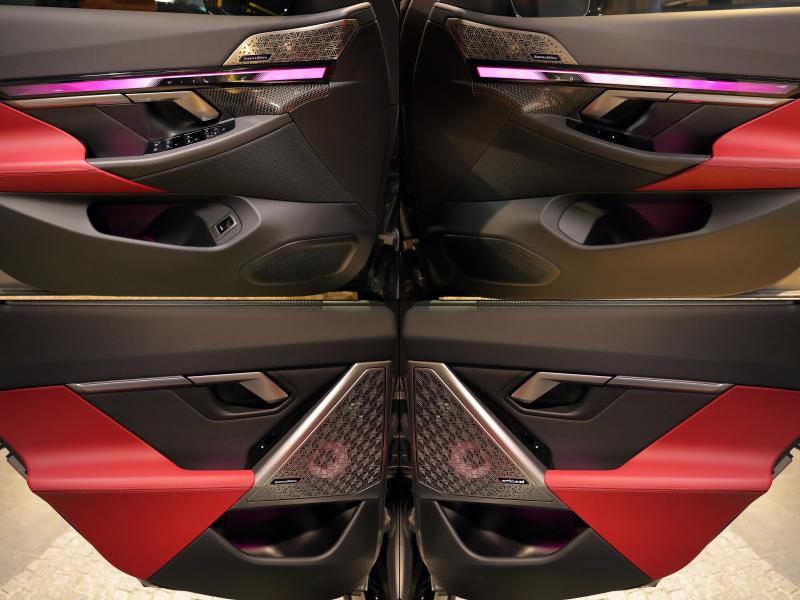 2025 BMWi Serisi i5 M60 xDrive