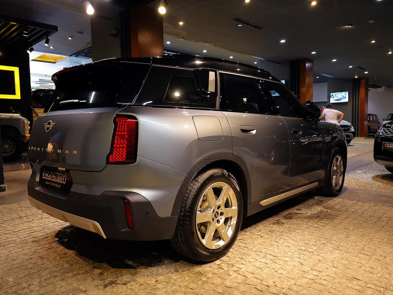 2025 MiniCountryman E E Favoured