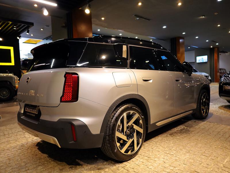 2025 MiniCountryman E E Favoured