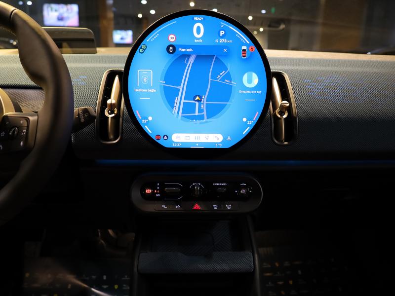 2025 MiniCountryman E E Favoured