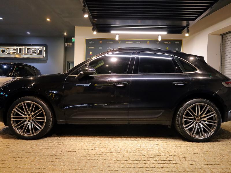 2019 PorscheMacan 2.0