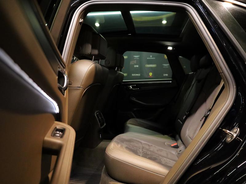 2019 PorscheMacan 2.0