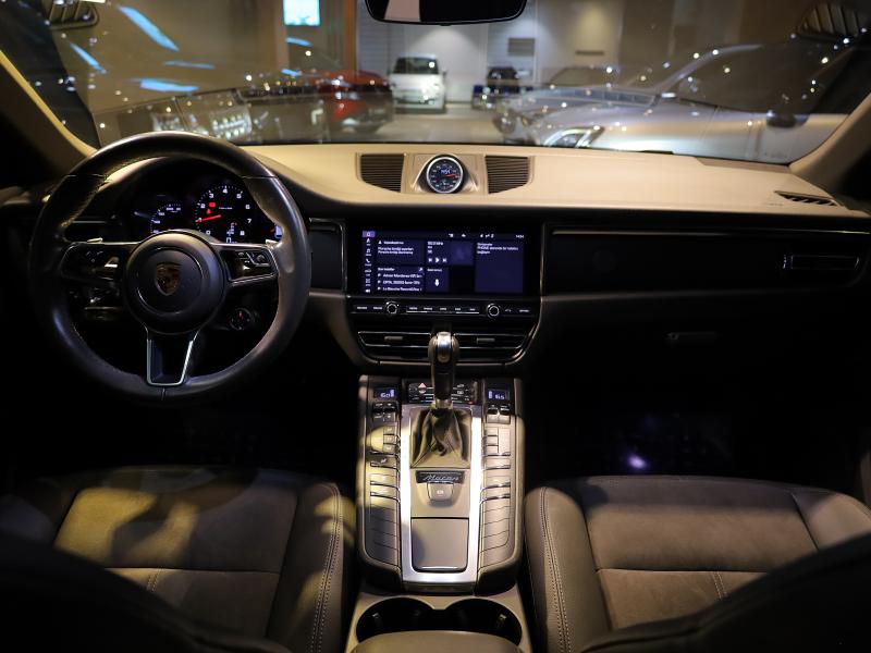 2019 PorscheMacan 2.0