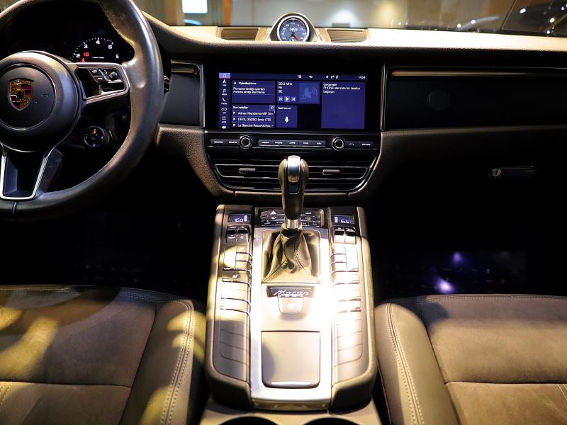 2019 PorscheMacan 2.0